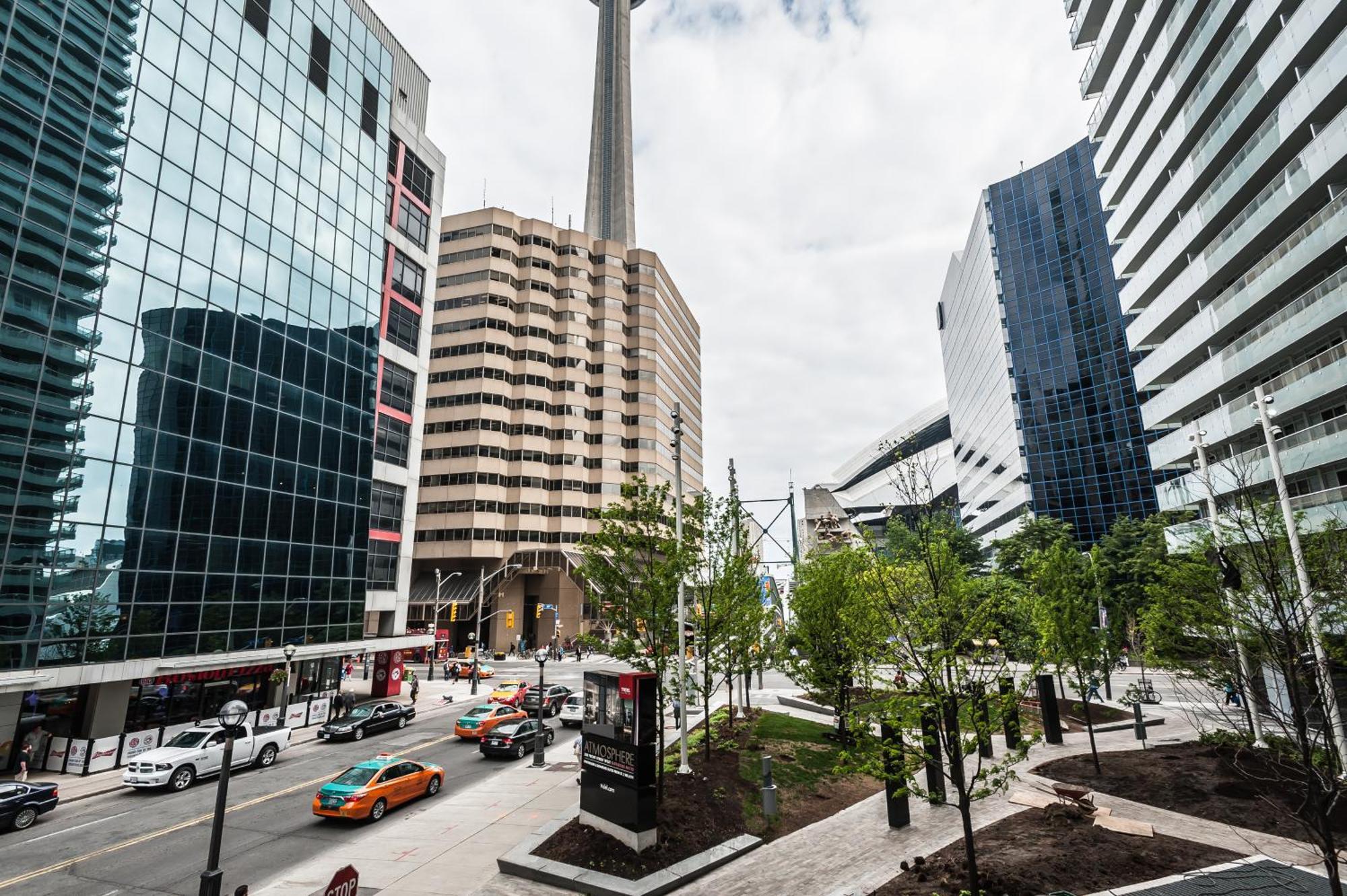 Skyline Suites - Walk To Mtcc, Acc, Rogers Centre & Entertainment District Toronto Kültér fotó